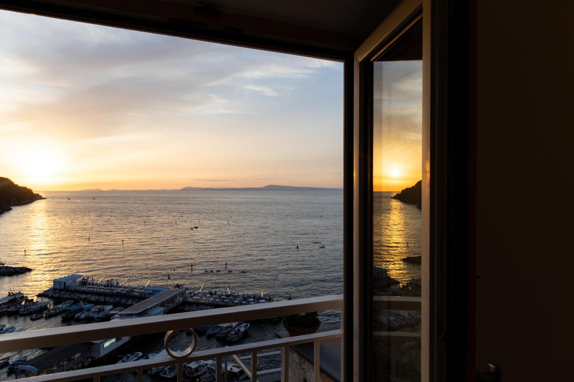 Coltur Suites Сорренто Экстерьер фото